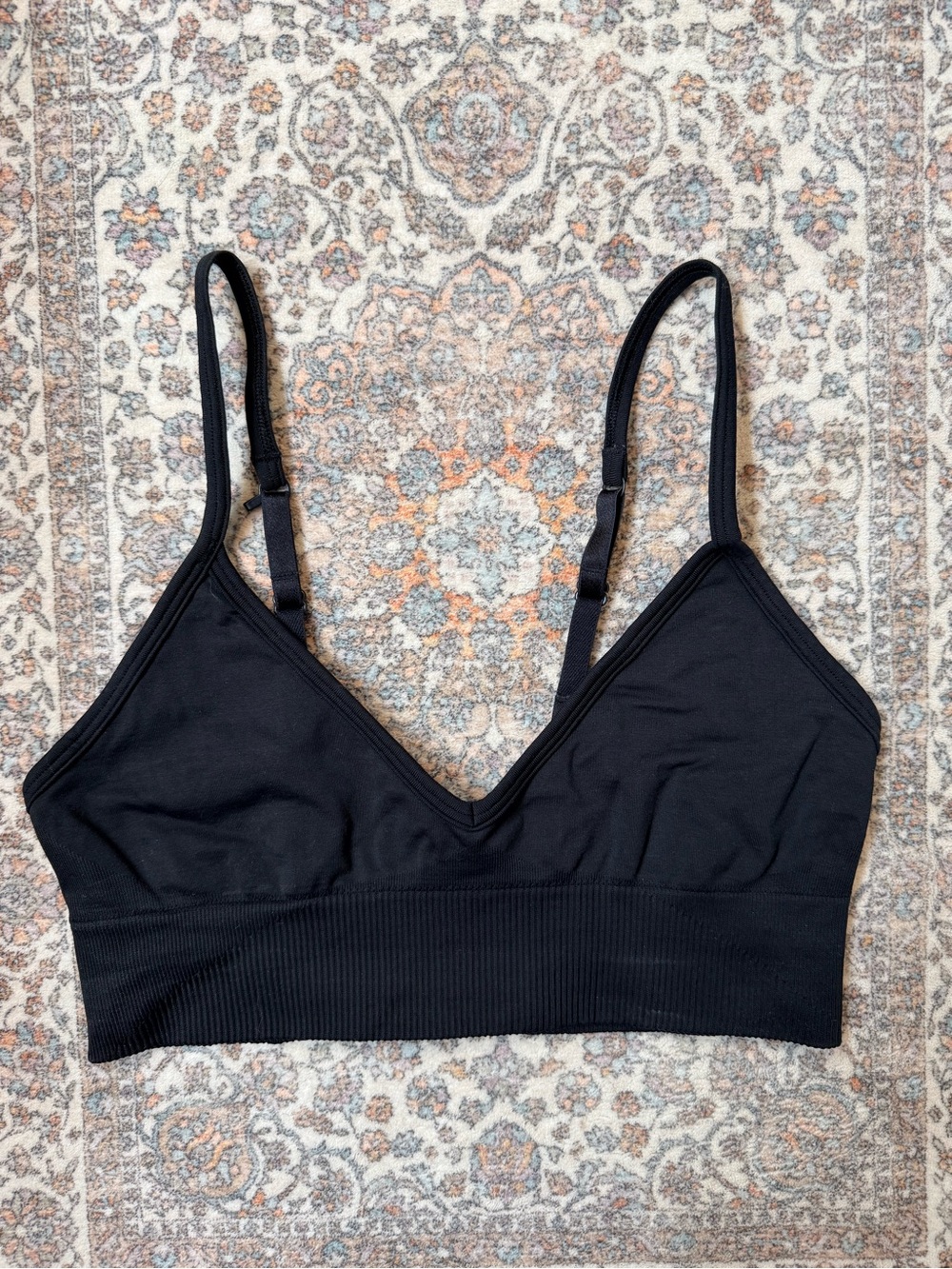 lululemon athletica Black Seamless V-Neck Bralette